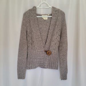 Cute Kenji Gray Sweater